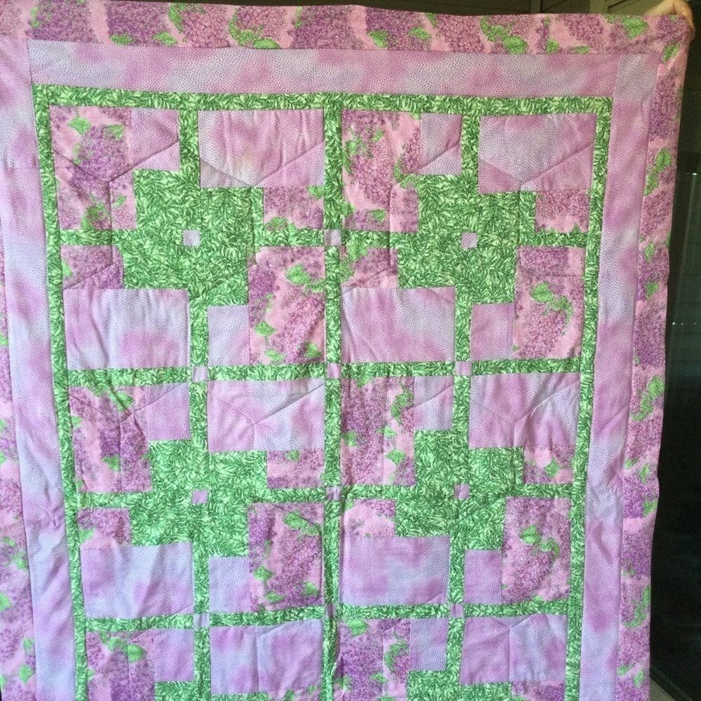 Handmade Quilt. Lilacs